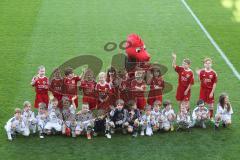 2. BL - FC Ingolstadt 04 - Hertha BSC Berlin 1:1 - Einlaufkids