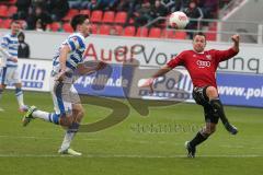 2. BL - FC Ingolstadt 04 - MSV Duisburg 0:1 - Karl-Heinz Lappe kommt nicht richtig an den Ball vor dem Tor