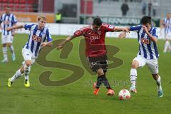 2. BL - FC Ingolstadt 04 - Hertha BSC Berlin 1:1 - Ümit Korkmaz (14) marschiert aufs Tor durch die Abwehr