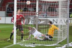 2. BL - FC Ingolstadt 04 - Erzgebirge Aue - 1:2 - Der Ausgleich. Tor gilt ab nicht. Manuel Schäffler