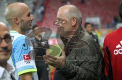 2.BL - FC Ingolstadt 04 - 1860 München - 0:2 - Gespräch zwischen Necat Aygün und Peter Jackwerth