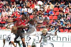 2.BL - FC Ingolstadt 04 - FSV Frankfurt - Kopfballduell Marvin Matip