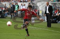 2.BL - FC Ingolstadt 04 - 1860 München - 0:2 - Andreas Schäfer flankt, Trainer Reiner Maurer