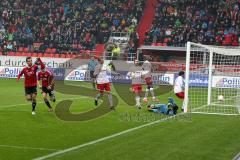 FC 04 Ingolstadt gegen SSV Jahn 2000 Regensburg - Stefan Leitl beim Nachschuss vom Elfmeter zum 2:1 -  Foto: Jürgen Meyer