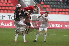 2. BL - FC Ingolstadt 04 - FC St. Pauli - 0:0 - Christian Eigler  mit Torwart Philipp Tschauner