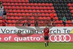 2. BL - FC Ingolstadt 04 - 1.FC Köln - 0:3 - Kapitän Stefan Leitl (6) allein am Spielfeld