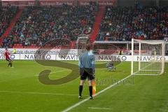 FC 04 Ingolstadt gegen SSV Jahn 2000 Regensburg - Christian Eigler beim Elfmeter - Foto: Jürgen Meyer