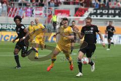 2. BL - FC Ingolstadt 04 - Eintracht Braunschweig 0:1 - Im Vorwärtsgang Moritz Hartmann (9)  und hinten Caiuby Francisco da Silva (31)