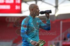 2. BL - FC Ingolstadt 04 - 1.FC Kaiserslautern 1:1 - Unentschieden Sascha Kirschstein geht vom Platz