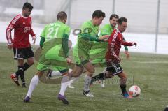 Trainingsspiel - FC Ingolstadt 04 - Kickers Offenbach - 3:3 - rechts Karl-Heinz Lappe wird verfolgt