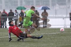 Trainingsspiel - FC Ingolstadt 04 - Kickers Offenbach - 3:3 - Marino Biliskov (33) bremst Andre Hahn aus