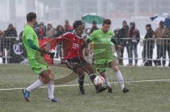 Trainingsspiel - FC Ingolstadt 04 - Kickers Offenbach - 3:3 - Caiuby Francisco da Silva (31) gegen rechts Ahlschwede