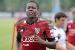 2.BL - FC Ingolstadt 04 - Training - Neuzugang Roger de Oliveira Bernardo