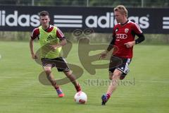 2. Bundelsiga - Trainingsauftakt des FC Ingolstadt 04 Saison 2012/2013 - links Pascal Groß gegen Leo Haas