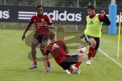 2. Bundelsiga - Trainingsauftakt des FC Ingolstadt 04 Saison 2012/2013 - von links Caiuby Manuel Schäffler und Neuzugang Alper Uludag