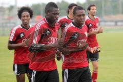 2.BL - FC Ingolstadt 04 - Training - Danny da Costa und rechts Neuzugang Roger de Oliveira Bernardo