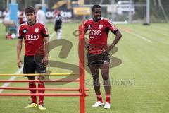 2.BL - FC Ingolstadt 04 - Training - Alper Uludag und rechts Neuzugang Roger de Oliveira Bernardo