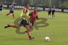 2. Bundelsiga - Trainingsauftakt des FC Ingolstadt 04 Saison 2012/2013 - links Neuzugang Christian Eigler gegen Stefan Leitl