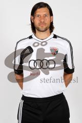 Regionalliga Süd - FC Ingolstadt 04 II - Mannschaftsfoto Portraits - Florian Ermler Torwarttrainer