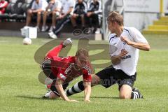 Regionalliga Süd - FC Ingolstadt 04 II - FC Bamberg - Moritz Hartmann im Zweikampf wird gefoult