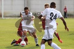 Regionalliga Süd - FC Ingolstadt 04 II - TSV 1860 Rosenheim - Karl-Heinz Lappe im Duell mit Christian Hofmann