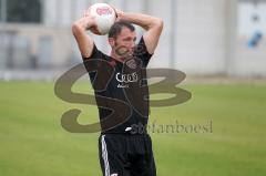 Regionalliga Süd - FC Ingolstadt 04 II - FC Augsburg - Ralf Keidel Einwurf