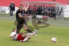 Regionalliga Süd - FC Ingolstadt 04 II - FC Augsburg - Stanislav Hetzel wird von den Beinen geholt