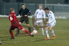 Regionalliga Süd - FC Ingolstadt 04 II  -  TSV Rain 1:1 - rechts Fabian Gerber verliert den Ball