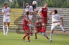 Regionalliga Süd - FC Ingolstadt 04 II - TSV 1860 Rosenheim - Mitte Matthias Heiß (Verband) kommt zum Ball