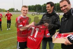 Regionalliga Südwest - FC Ingolstadt 04 II - FC Memmingen - Verabschiedung von Stanislav Herzel durch Ronnie Becht und Christoph Heckl