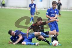 Regionalliga Süd - FC Ingolstadt 04 II - SV Viktoria Aschaffenburg - Karl-Heinz Lappe im Kampf um den Ball