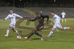 Regionalliga Süd - FC Ingolstadt 04 II - !.FC Nürnberg II - Collin Quaner zieht ab zum Tor