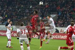 2. BL  - Saison 2013/2014 - FC Ingolstadt 04 - 1.FC Kaiserslautern - Kopfball Caiuby Francisco da Silva (31) kommt nicht richtig ran