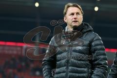 2. BL  - Saison 2013/2014 - FC Ingolstadt 04 - 1.FC Kaiserslautern - Cheftrainer Ralph Hasenhüttlnach dem Spiel enttäuscht