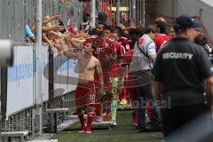 2. BL - 1860 München - FC Ingolstadt 04 - 1:0 - Schnazer bedanken sich bei den Fans