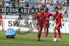 2. BL - 1860 München - FC Ingolstadt 04 - 1:0 - Benny Lauth bleibt liegen, Almog Cohen (36) und Alfredo Morales (6)