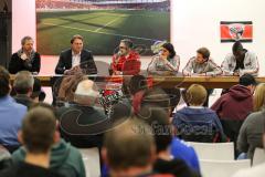 2. BL - FC Ingolstadt 04 - Saison 2013/2014 - Fan Treffen zum 10 jährigen Bestehen des FC Ingolstadt 01 - von links, Sportdirektor Thomas Linke, Cheftrainer Ralph Hasenhüttl, Italo Mele, Almog Cohen (36), Pascal Groß (20), Danny da Costa (21)