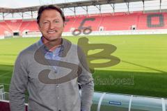 2. BL - FC Ingolstadt 04 - Saison 2013/2014 - Trainervorstellung Wechsel Ralph Hasenhüttl im Audi Sportpark