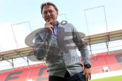 2. BL - FC Ingolstadt 04 - Saison 2013/2014 - Trainervorstellung Wechsel Ralph Hasenhüttl im Audi Sportpark