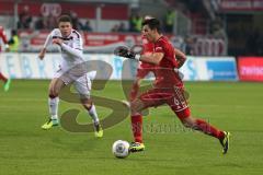 2. BL  - Saison 2013/2014 - FC Ingolstadt 04 - 1.FC Kaiserslautern - Alfredo Morales (6) allein zum Tor und verfehlt knapp