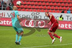 2. BL - FC Ingolstadt 04 - Fortuna Düsseldorf - 1:2 - Kampf um den Ball, Moritz Hartmann (9) rechts