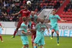 2. BL - FC Ingolstadt 04 - Fortuna Düsseldorf - 1:2 - Marvin Matip (34) Kopfball, Kampf in der Luft