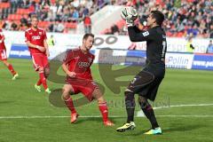 2. BL - FC Ingolstadt 04 - FC St. Pauli - 1:2 - Karl-Heinz Lappe (25) kommt zu spät