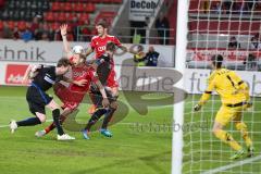 2. BL - Saison 2013/2014 - FC Ingolstadt 04 - SC Paderborn - Moritz Hartmann (9) fällt vor dem Tor und moniert Hand