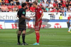 2. BL - FC Ingolstadt 04 - DSC Armenia Bielefeld - 3:2 - Tor von Philipp Hofmann (28) wird nicht gegeben, Beschwerde beim Schiedsrichter