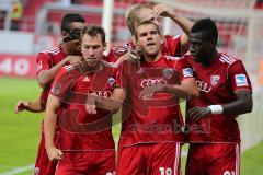 2. BL - FC Ingolstadt 04 - DSC Armenia Bielefeld - 3:2 - Christian Eigler (18) köpft im Nachschuß zum Siegtreffer 3:2, Tor Jubel Sieg