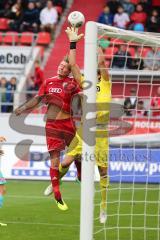 2. BL - FC Ingolstadt 04 - Fortuna Düsseldorf - 1:2 - Manuel Schäffler (17) mit Torwart Fabian Giefer