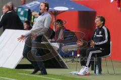 2. BL - FC Ingolstadt 04 - Fortuna Düsseldorf - 1:2 - Cheftrainer Ralph Hasenhüttl am Spielfeldrand schimpft