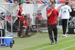 2. BL - FC Ingolstadt 04 - 1.FC Union Berlin 0:1 - Cheftrainer Marco Kurz schreit zu Buchner Auswechlung