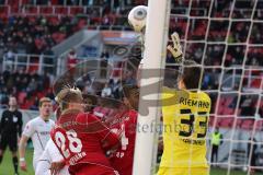 2. BL - FC Ingolstadt 04 - SV Sandhausen - Saison 2013/2014 - Torchance für linksPhilipp Hofmann (28) und Marvin Matip (34), Torwart Manuel Riemann hält